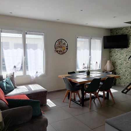 Le Petit Poucet Villa La Bourboule Kamer foto