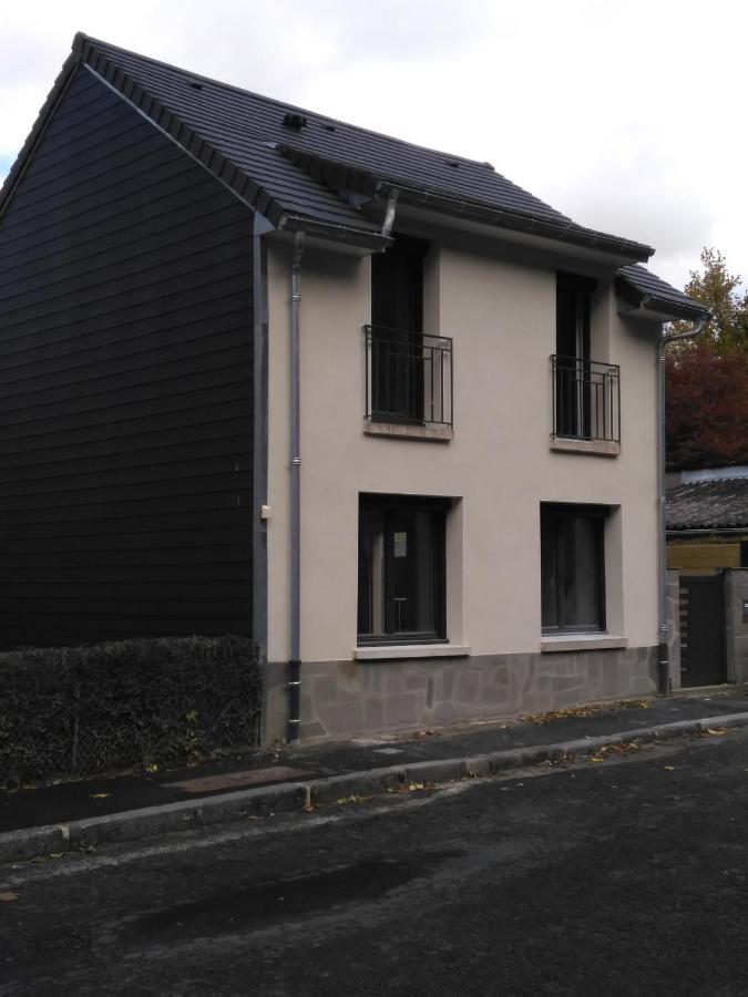 Le Petit Poucet Villa La Bourboule Buitenkant foto